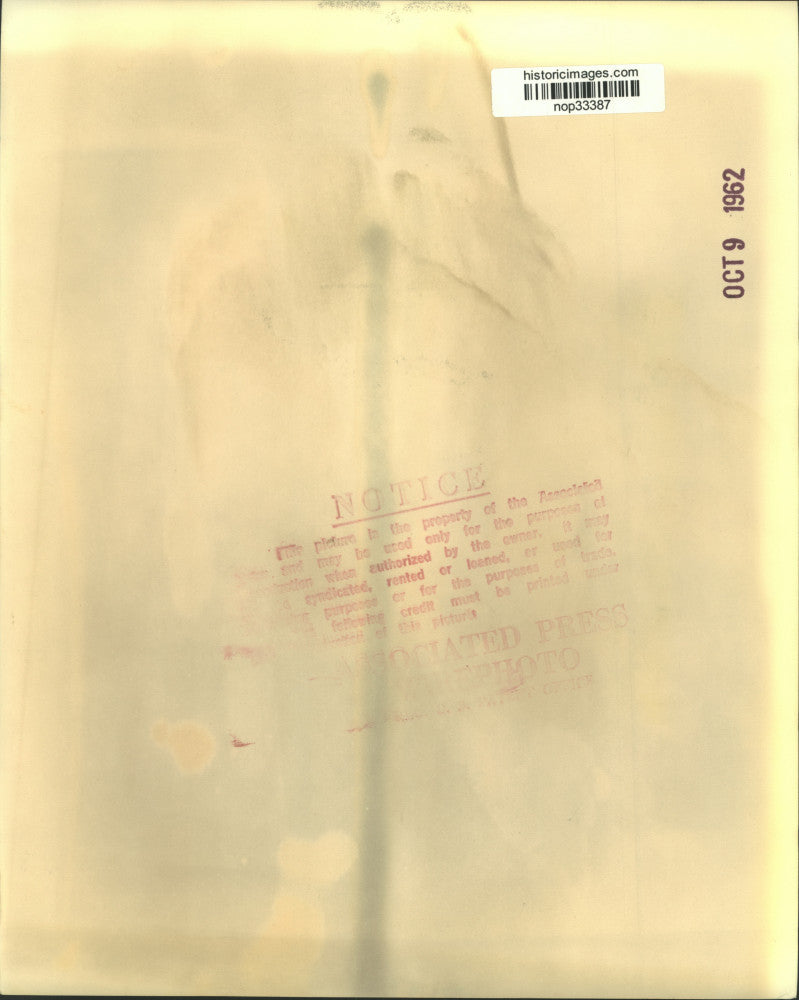 1962 Press Photo Huntington Hartford II with former model Diane Brown in New Yor