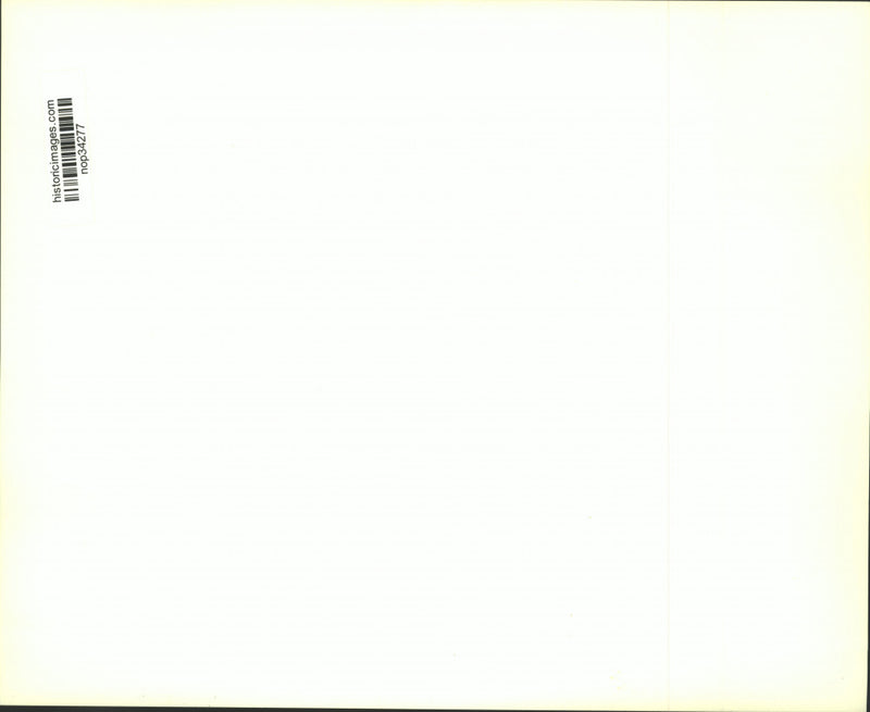 Load image into Gallery viewer, Press Photo George Scott attacks Mark Alaimo in a scene from "Hardcore"
