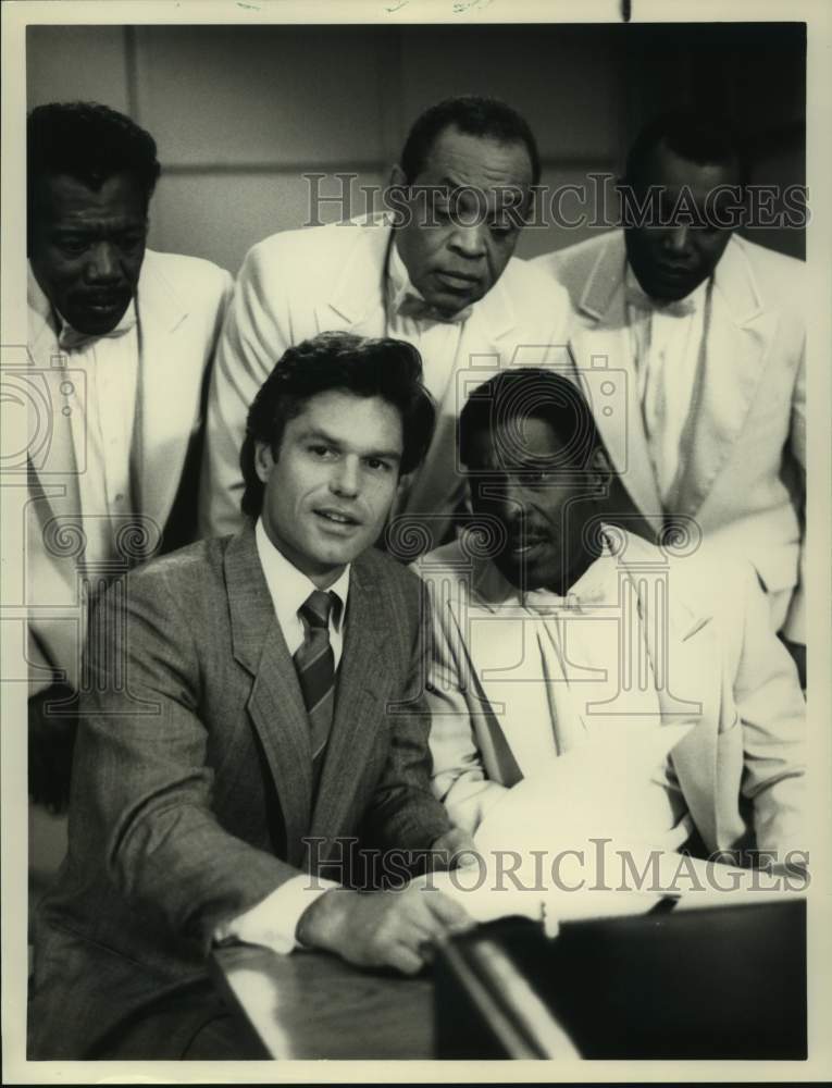 1989 Press Photo Harry Hamlin and The Rivingtons in &quot;L.A. Law&quot; - nop35072- Historic Images