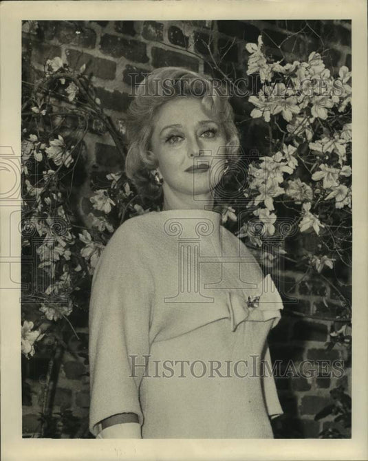 1965 Press Photo Actress Celeste Holm in portrait - nop35182- Historic Images