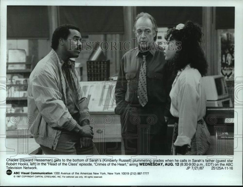 Load image into Gallery viewer, 1987 Press Photo "Head of the Class" episode, "Crimes of the Heart," on ABC
