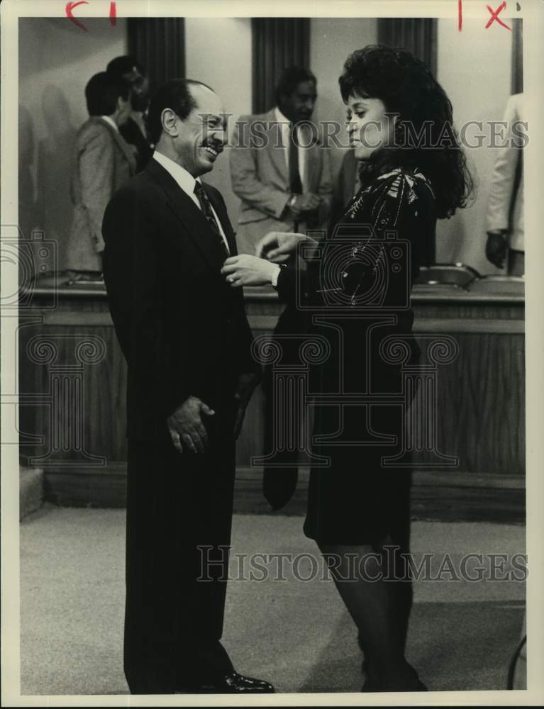 1988 Press Photo Sherman Hemsley &amp; guest-star Jackee, &quot;A Slight Case of Murder&quot;- Historic Images