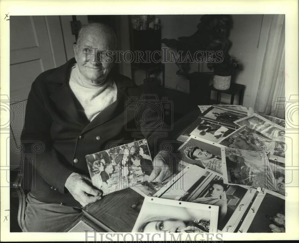 1990 Press Photo Actor Audley Keck at home in New Orleans - nop40251- Historic Images