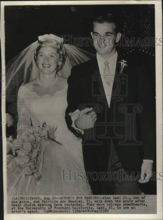 1959 Press Photo Alan Ladd Jr. with Patricia Ann Beazley in Hollywood wedding