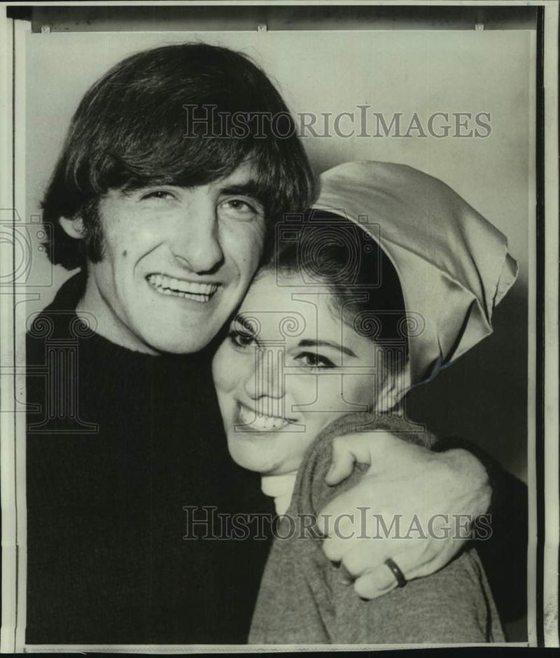 Load image into Gallery viewer, 1966 Press Photo Claudia Martin &amp; Lord Timothy Hudson- Engagement Announcement

