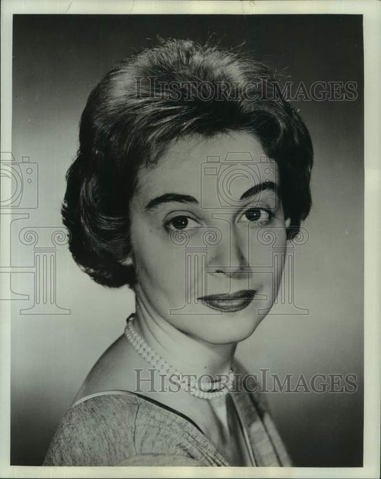 1964 Press Photo Star of "Lisa Howard: Politics With the Woman's Touch"