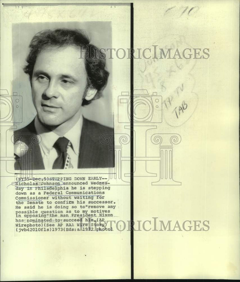 Load image into Gallery viewer, 1972 Press Photo Nicholas Johnson, former Federal Communications Commissioner
