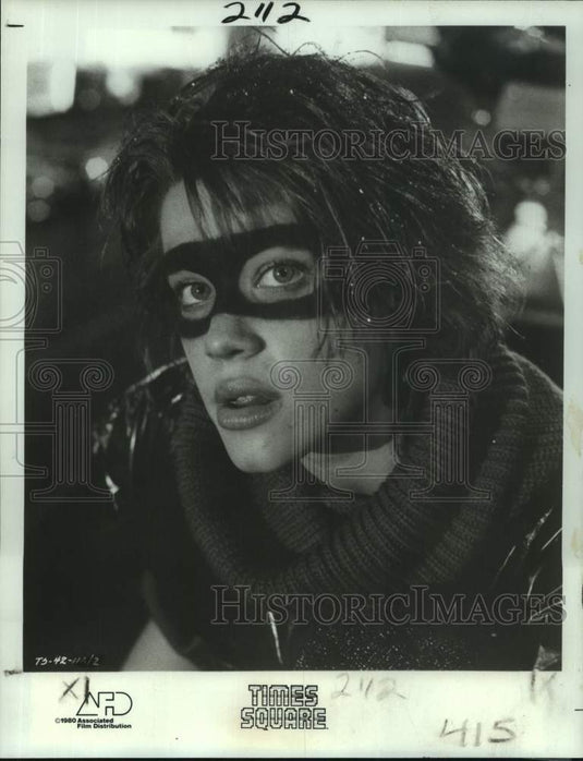 1980 Press Photo Actress Robin Johnson in "Times Square" movie - nop43940