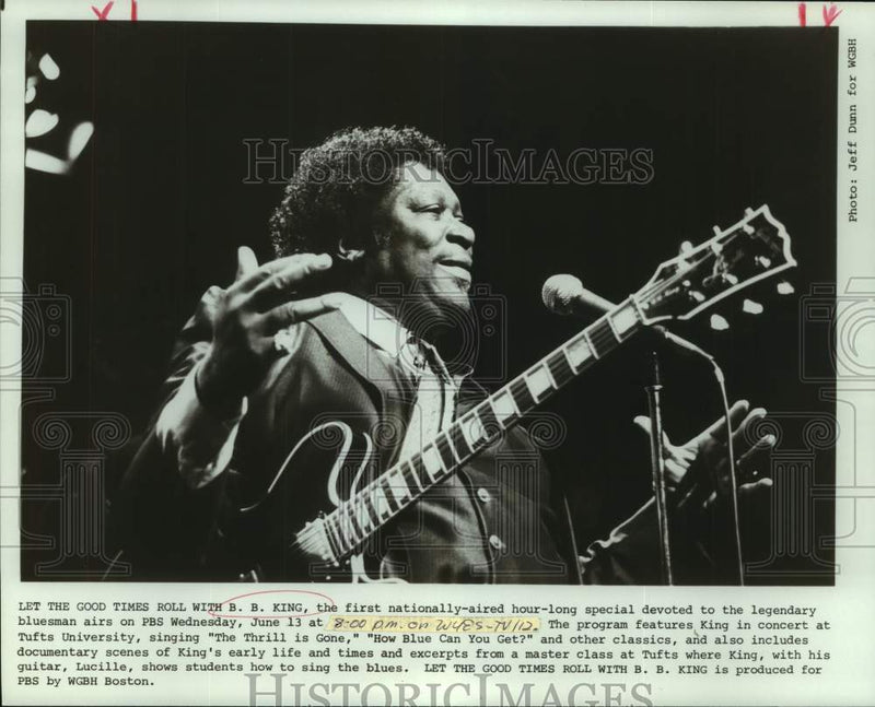 Load image into Gallery viewer, 1984 Press Photo Musician B.B. King on PBS Television Special - nop44317
