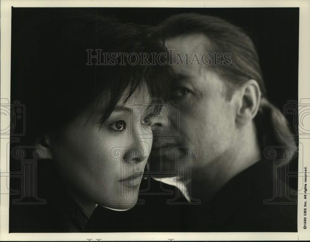1990 Press Photo Maggie Han, Deigh Lawson in "Dark Avengers" on CBS Television