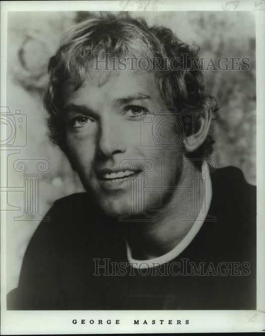 1975 Press Photo A portrait of George Masters - nop48514