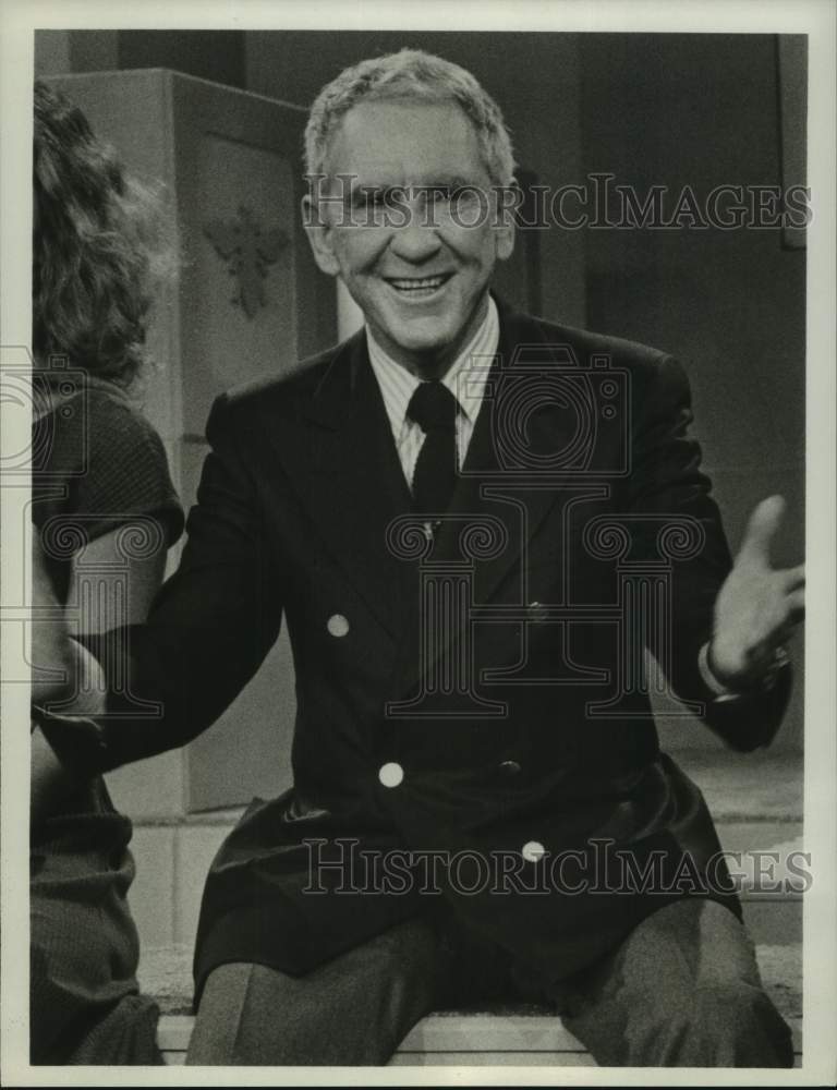 1980 Press Photo Host Burgess Meredith in &quot;Those Amazing Animals&quot; on ABC-TV- Historic Images