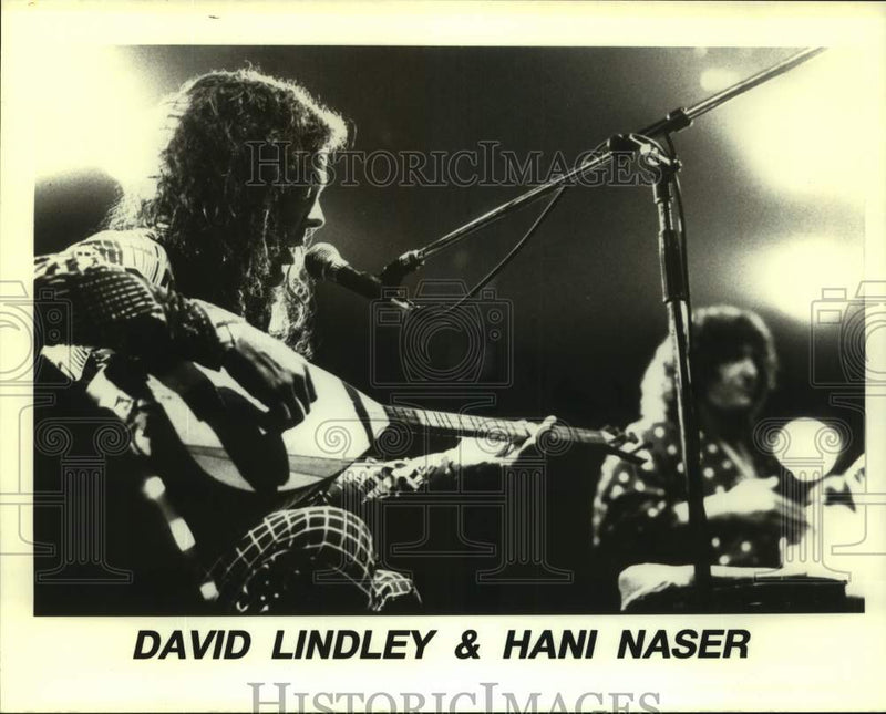 Load image into Gallery viewer, 1994 Press Photo Recording artists David Lindley and Hani Naser - nop52829
