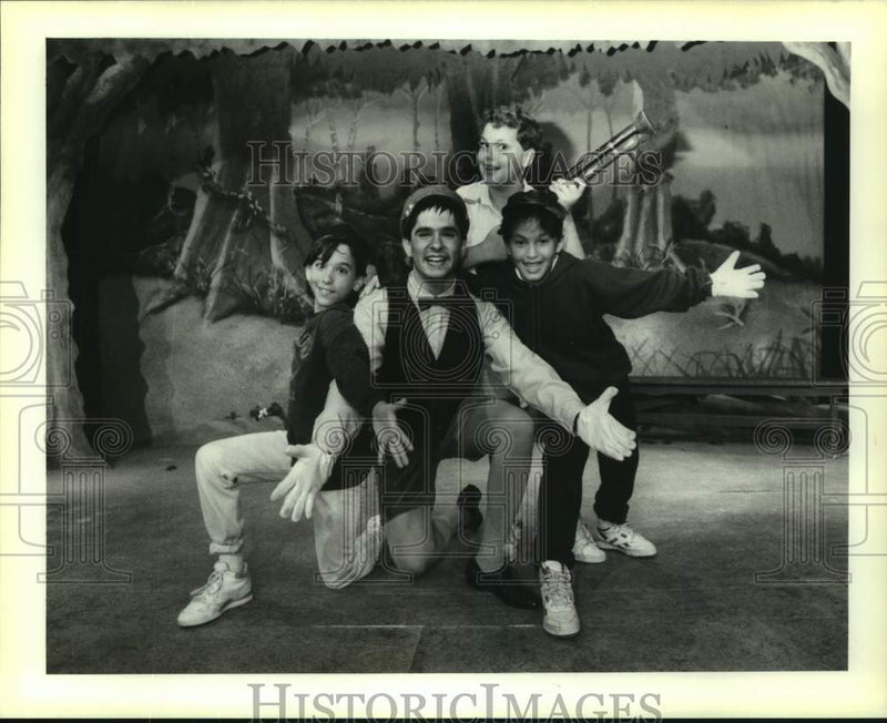 Load image into Gallery viewer, 1991 Press Photo Cast of "The Trail of the Big, Bad, Wolf," at Le Petit Theatre.

