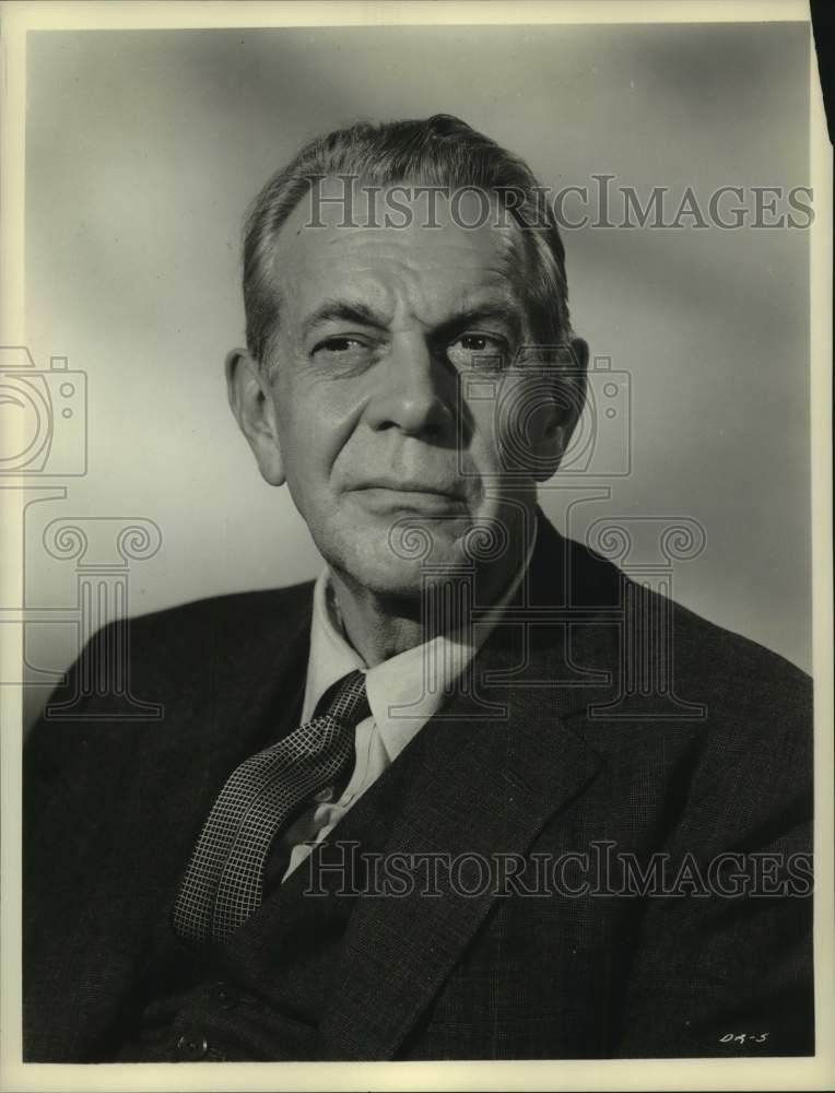 1962 Press Photo Rayward Massey - nop53489