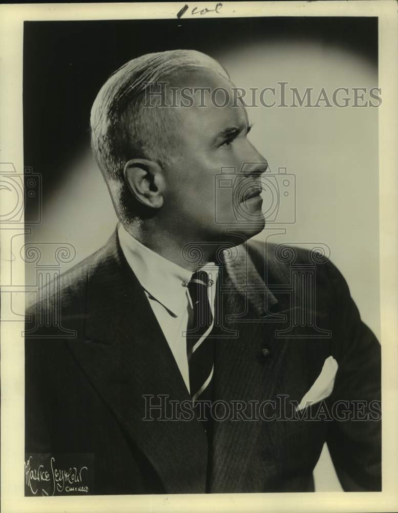 Load image into Gallery viewer, 1962 Press Photo Van Wyck Mason, author of "Trouble in Burma" - nop53893
