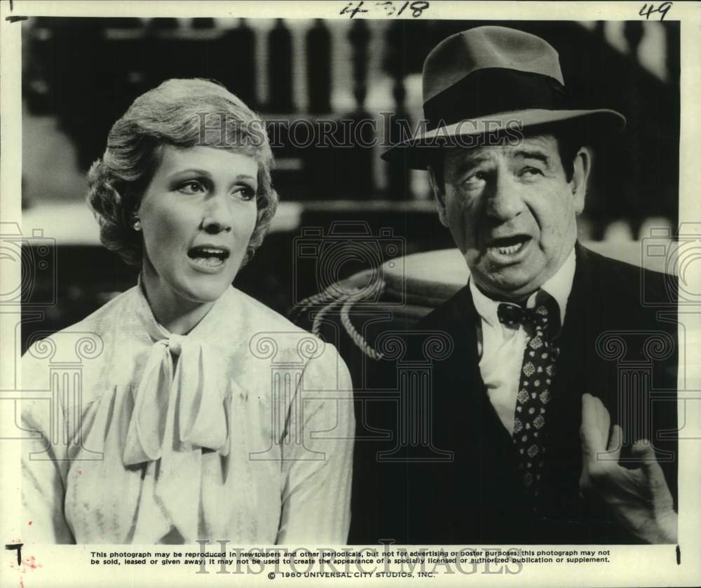 1980 Press Photo Walter Matthau & Julie Andrews in "Little Miss Marker"