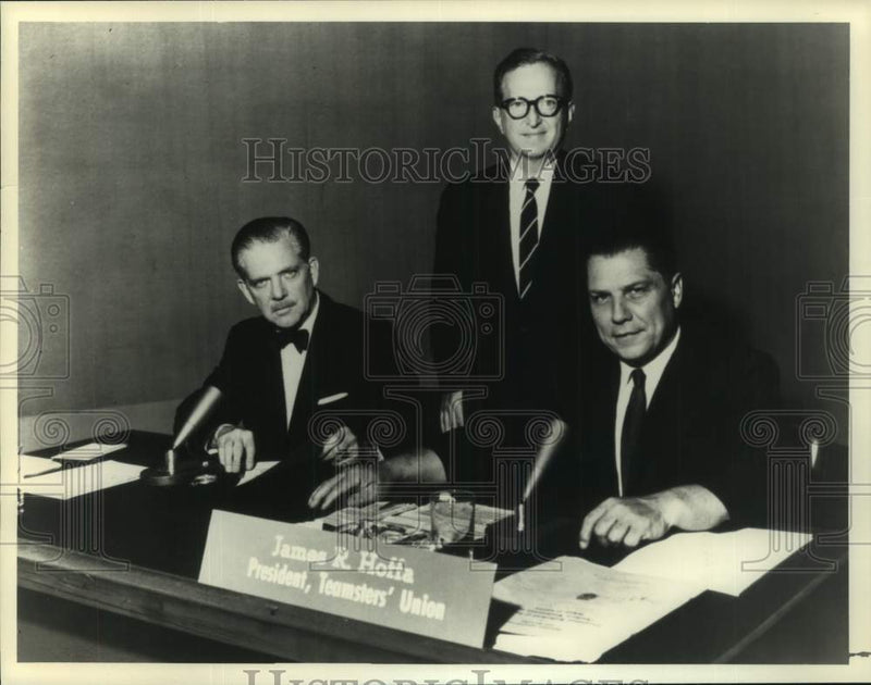 Load image into Gallery viewer, 1961 Press Photo Jimmy Hoffa &amp; others interview on "Meet The Press" - nop54344
