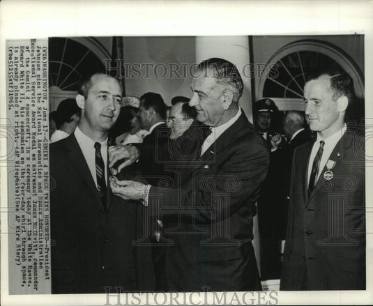 1965 Press Photo President Johnson with Astronaut James McDivitt in ceremony