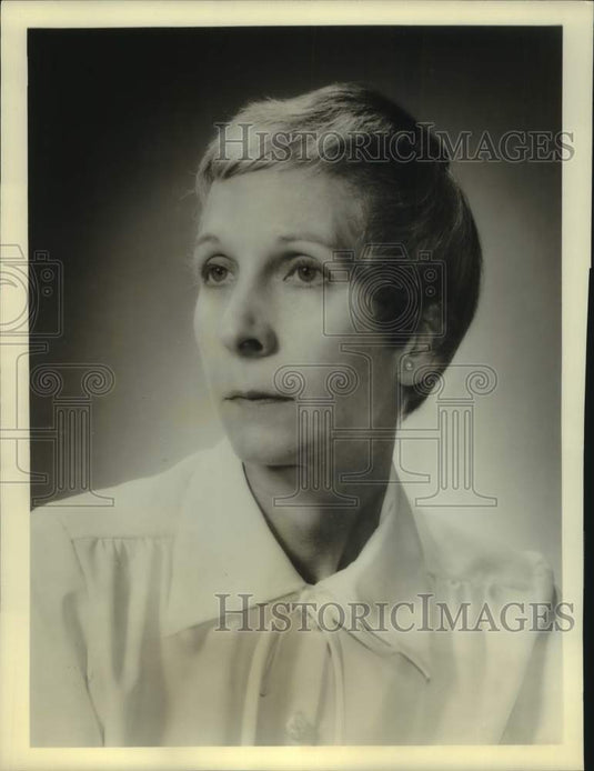 1962 Press Photo Elsie Mack, author of the novel "A Woman of Jerusalem"