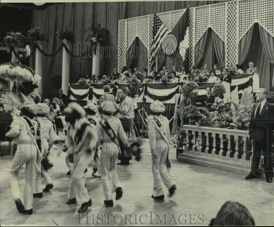 1976 Press Photo Band members during performance for Valery Giscard D'Estaing