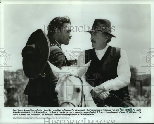 1989 Press Photo Jimmy Smits and Gregory Peck co-star in "Old Gringo"