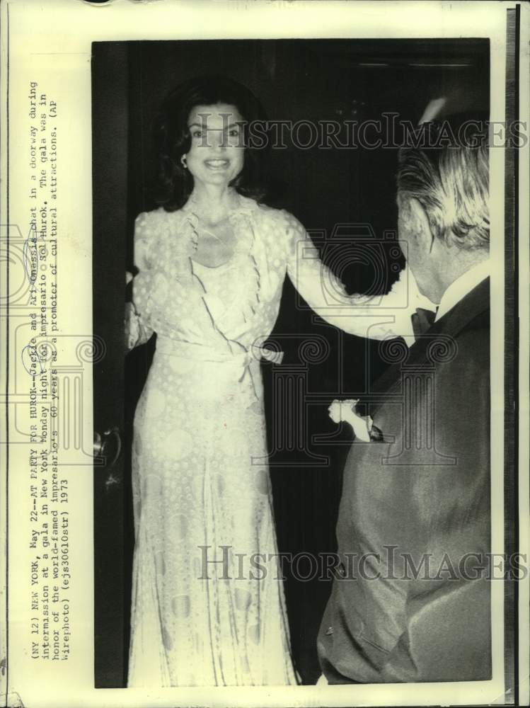 1973 Press Photo Jackie &amp; Ari Onassis at a gala honoring Sol Hurok in New York