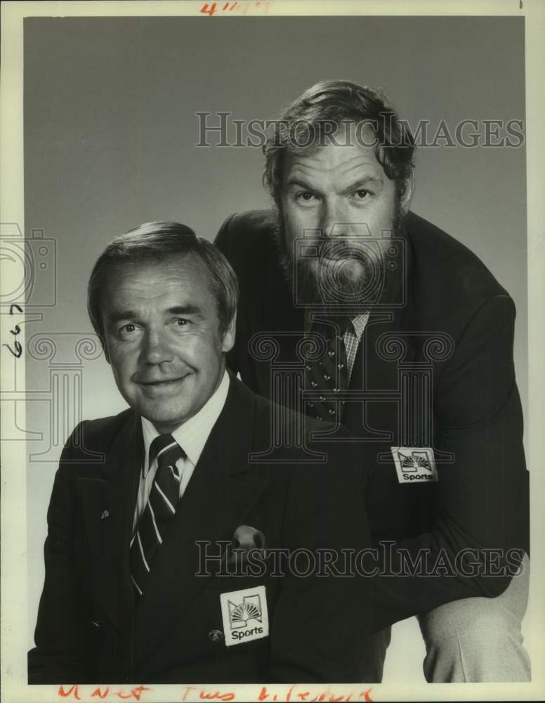 1981 Press Photo NBC Sportscasters Dick Enberg, Merlin Olsen for the Rose Bowl- Historic Images