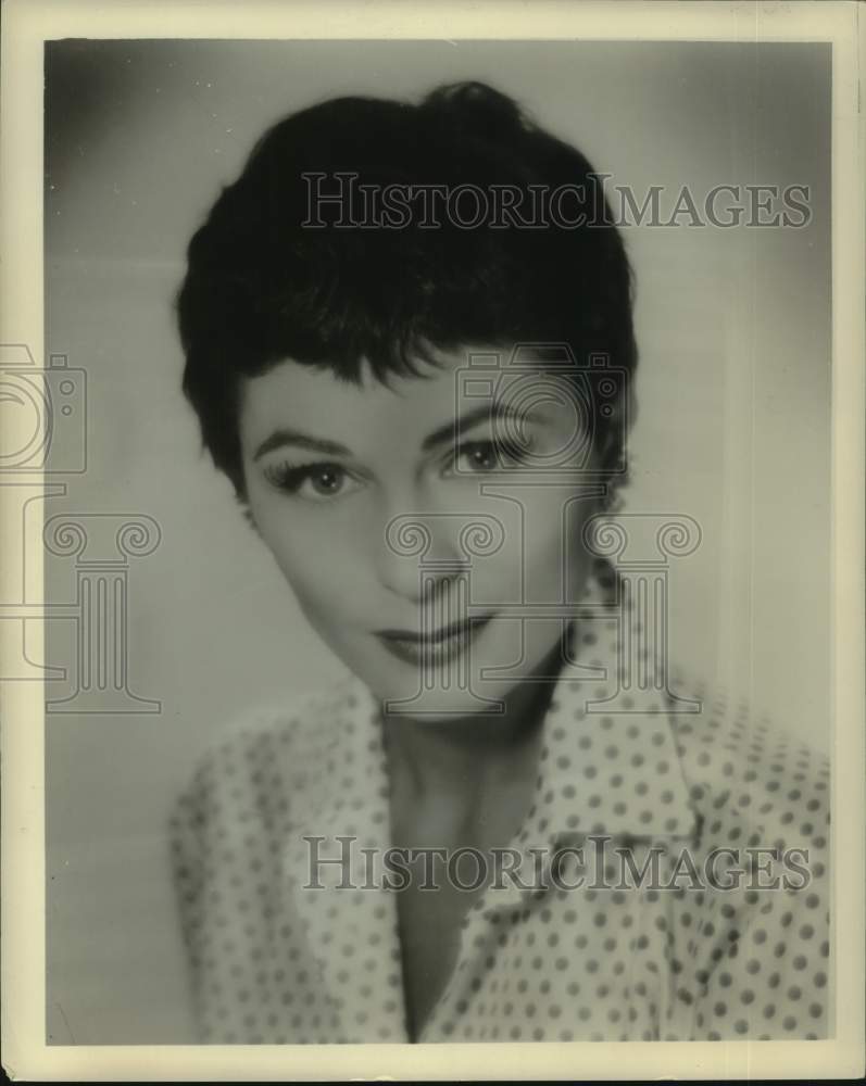1958 Press Photo Roberta Peters, Coloratura Soprano of the Metropolitan