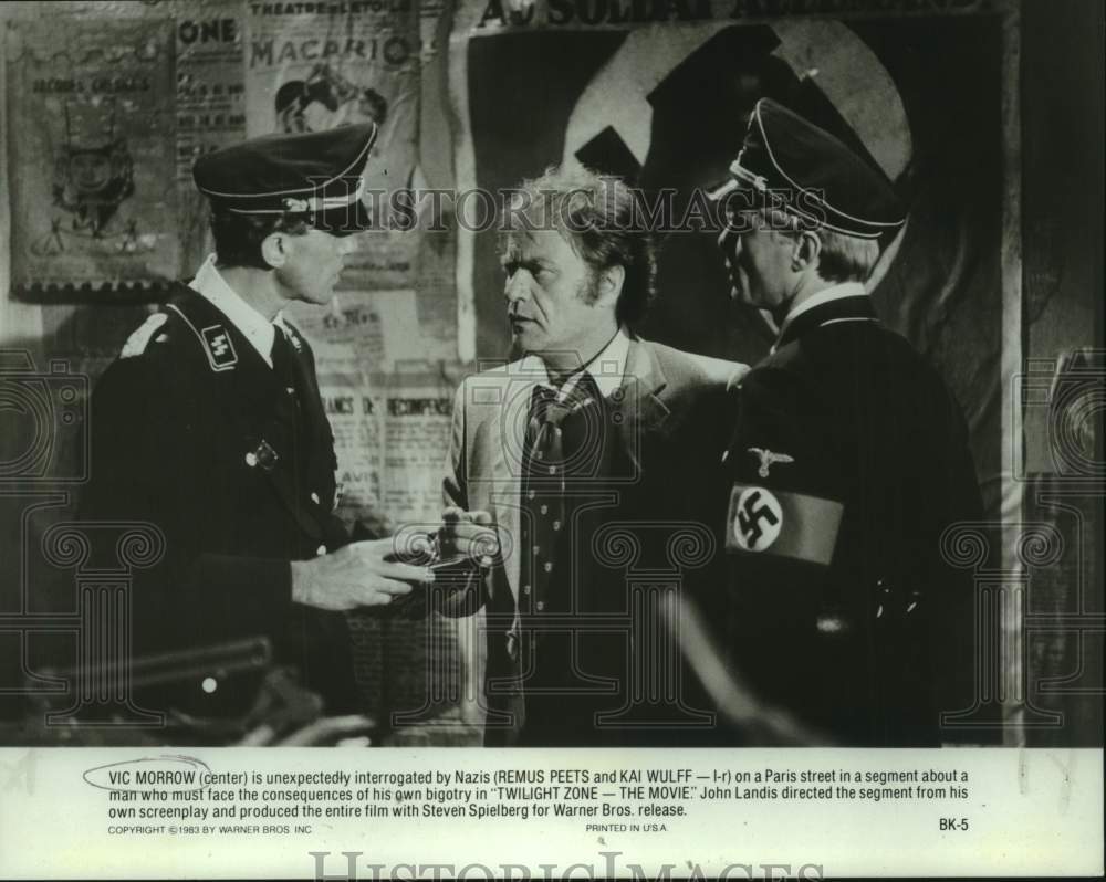 1983 Press Photo Vic Morrow interrogated by Germans in Twilight Zone - The Movie- Historic Images