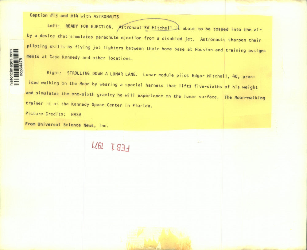 1971 Press Photo Edgar Mitchell during parachute ejection and moon-walk practice