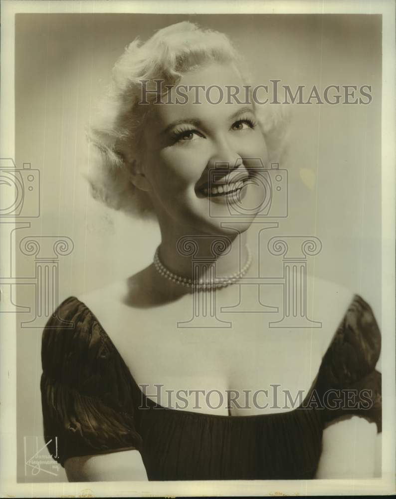 1954 Press Photo Bibi Osterwald stars in "Miss Look Alike" - nop65286