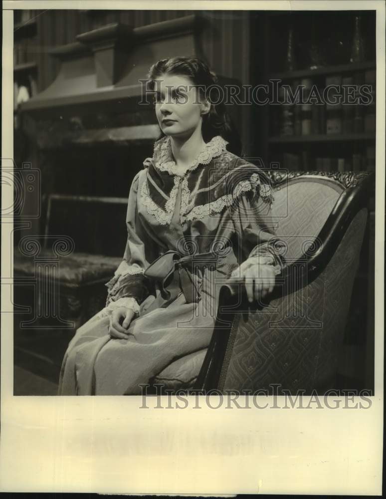 1954 Press Photo Deirdre Owens stars in Kraft Theatre's "You Touched Me."