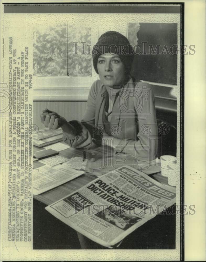 1974 Press Photo Actress Vanessa Redgrave in London at news conference