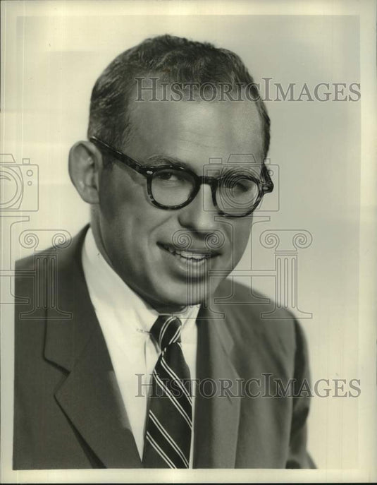 1957 Press Photo Harry Rasky, Producer of "U.N. In Action" airing on CBS