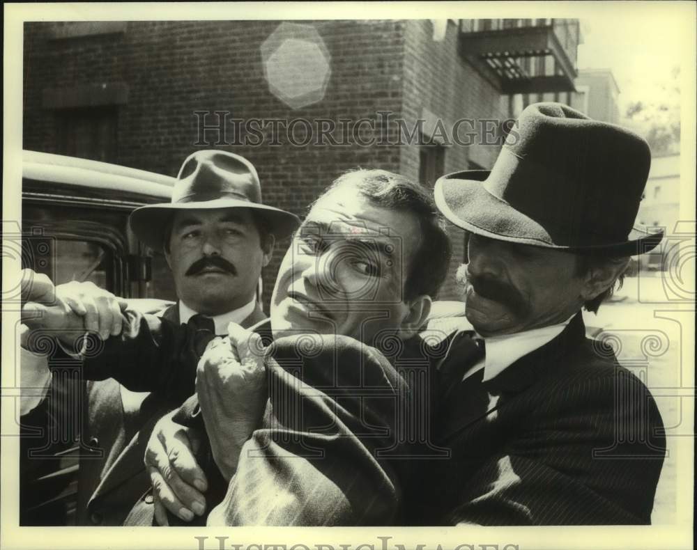 1981 Press Photo Scene from NBC-TV&#39;s continuing saga &quot;The Gangster Chronicles&quot;- Historic Images