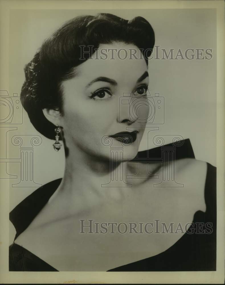 1956 Press Photo Actress Neva Patterson in "Date With Life" on NBC Television