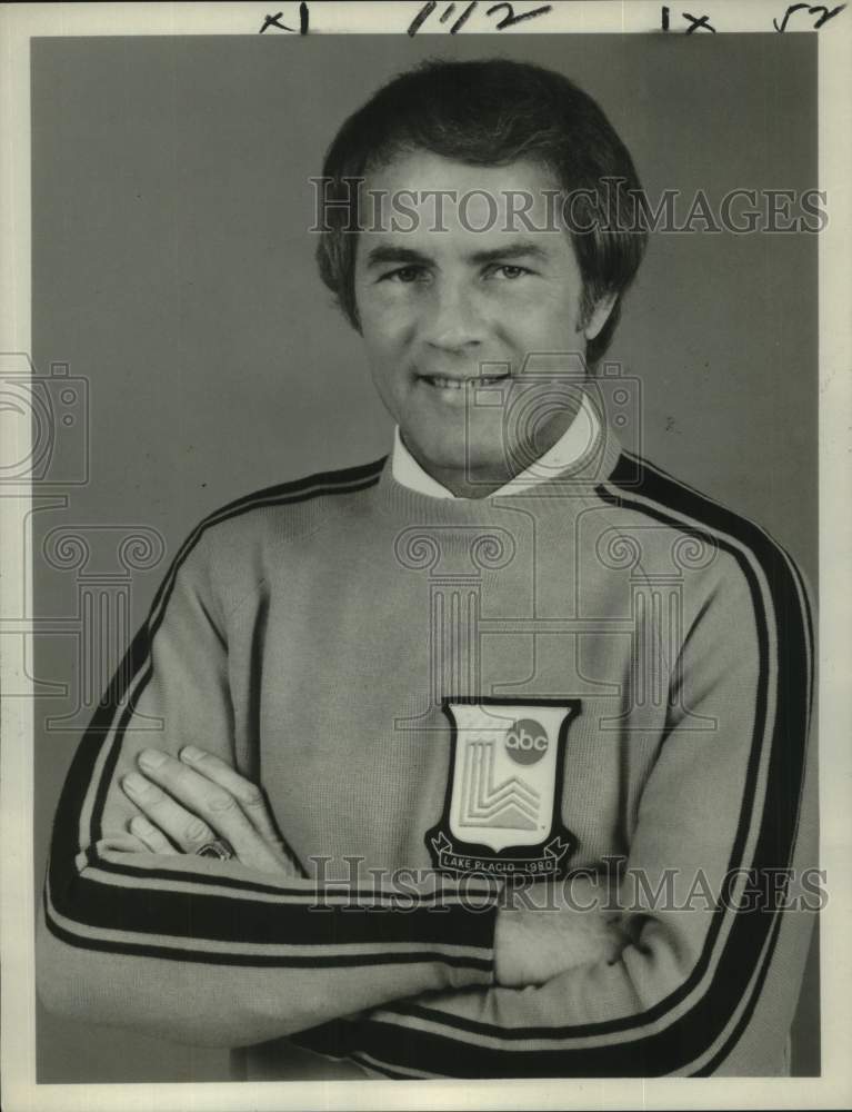 1980 Press Photo ABC Sportscaster Frank Gifford hosts XIII Winter Olympic Games.- Historic Images