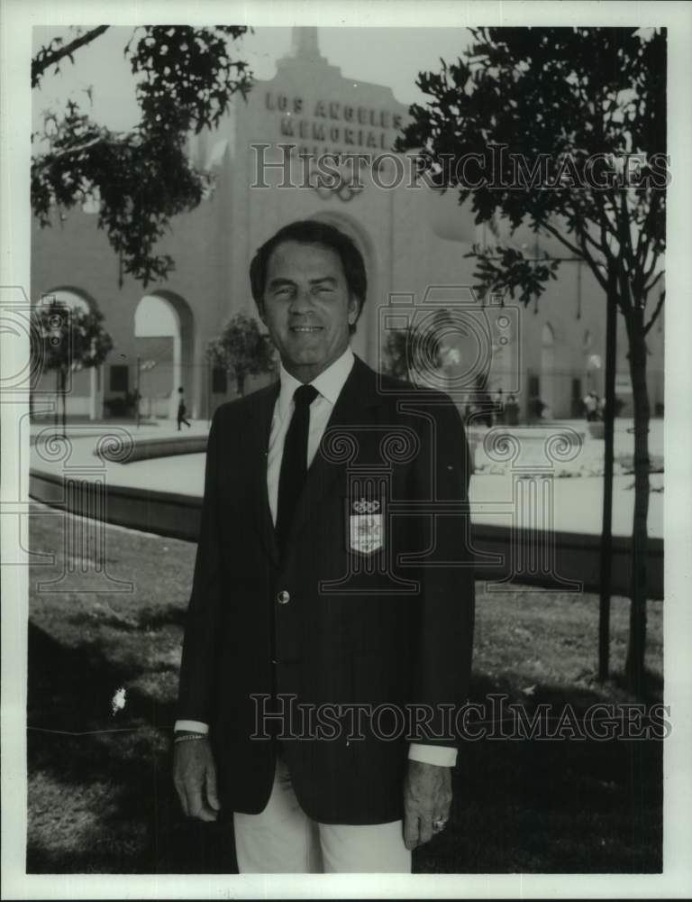 1984 Press Photo ABC Sportscaster Frank Gifford hosts Summer Olympic Games.- Historic Images