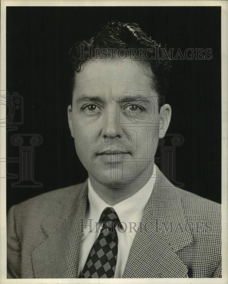 Load image into Gallery viewer, 1956 Press Photo Lederle Laboratories assistant manager Robert S. Price.
