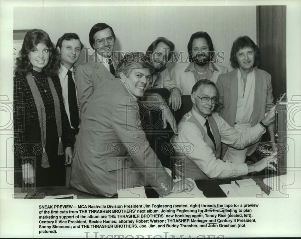 1982 Press Photo Tandy Rice and participants in Thrasher Brothers album preview.