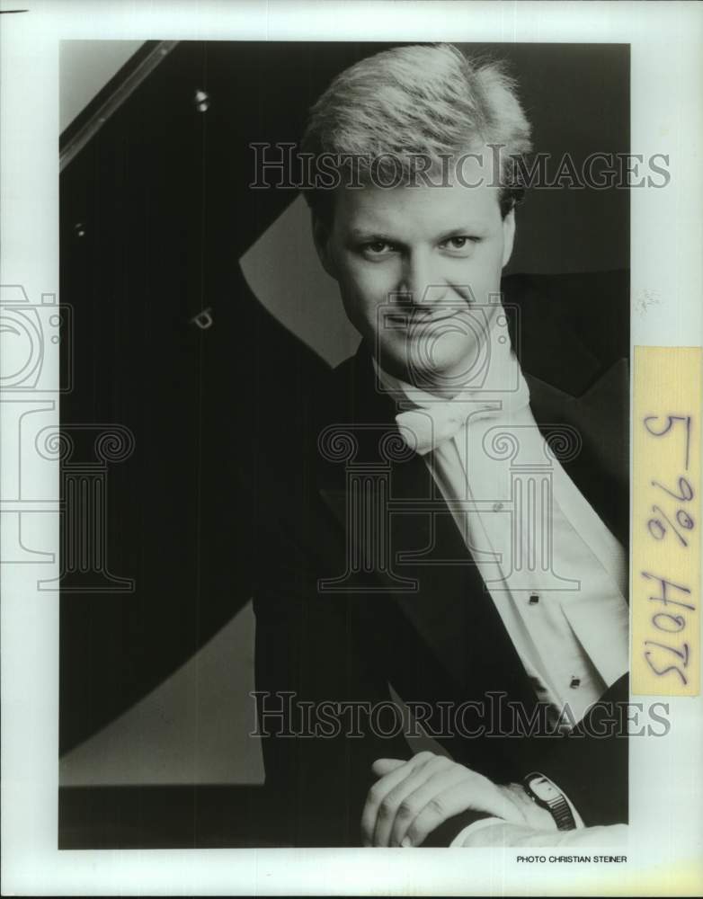 1992 Press Photo Pianist Brent Runnels - nop75658- Historic Images