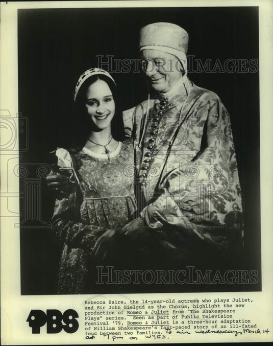 1980 Press Photo Rebecca Saire and Sir John Gielgud in "The Shakespeare Plays"
