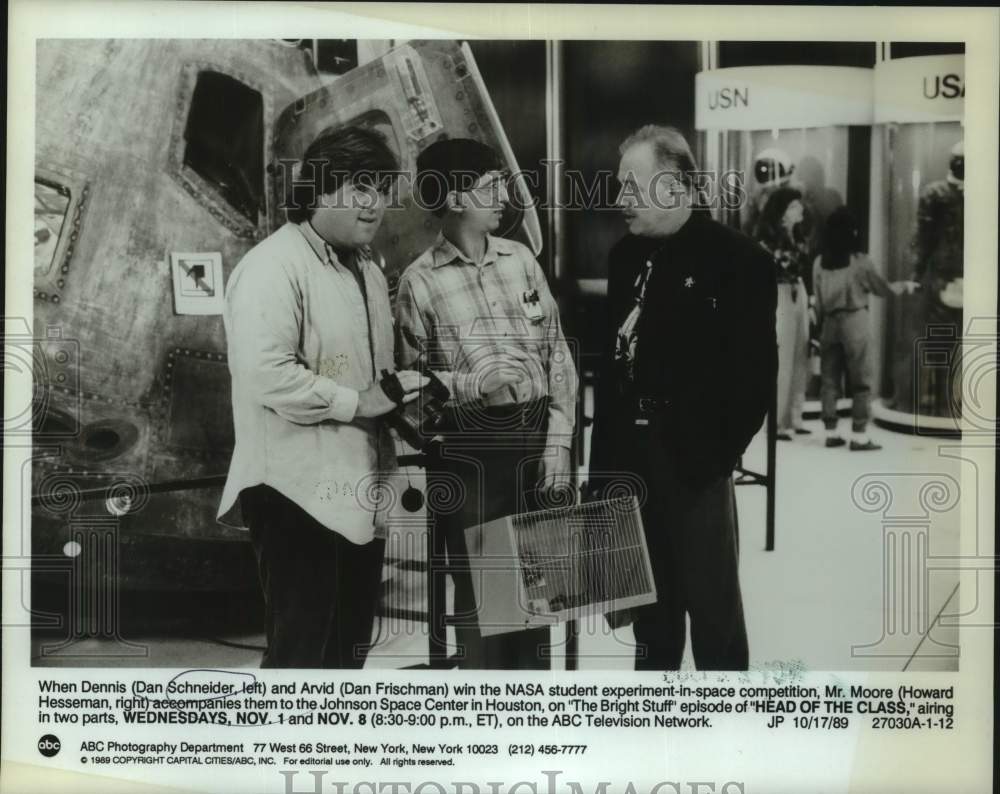 1989 Press Photo Scene from television series "Head of the Class" - nop78061
