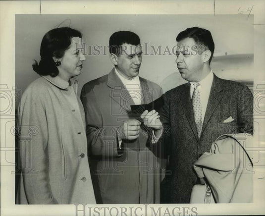 1958 Press Photo Russia's CBS correspondent Dan Schorr and Dr. and Mrs. Fosberg