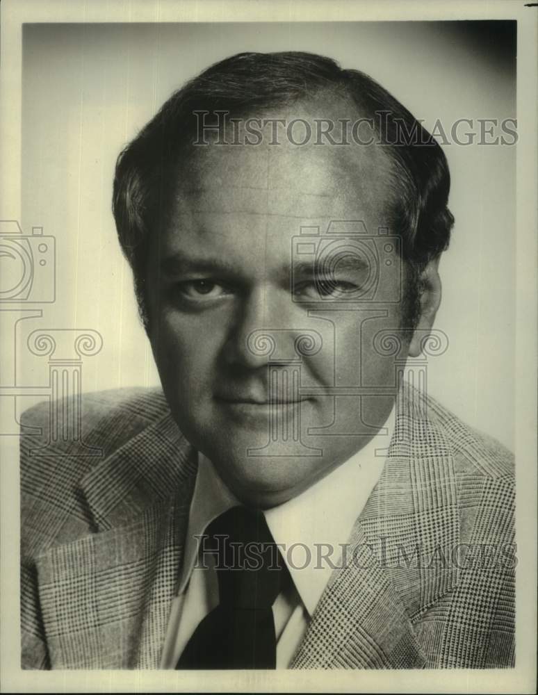 1977 Press Photo CBS Television Network President Robert Wussler. - nop78700