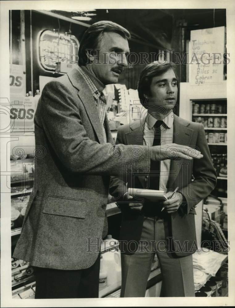 1980 Press Photo Dennis Weaver, Robby Weaver on "Stone" - nop80838