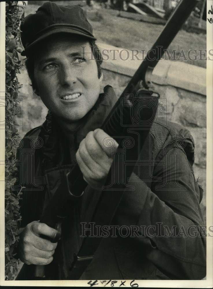 1975 Press Photo Joseph Wambaugh, Author of "The Choirboys" - nop80863