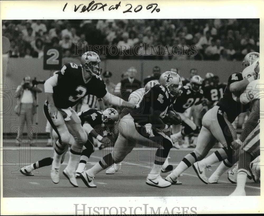 1988 Press Photo New Orleans Saints- Football Action on the field. - nos00533- Historic Images