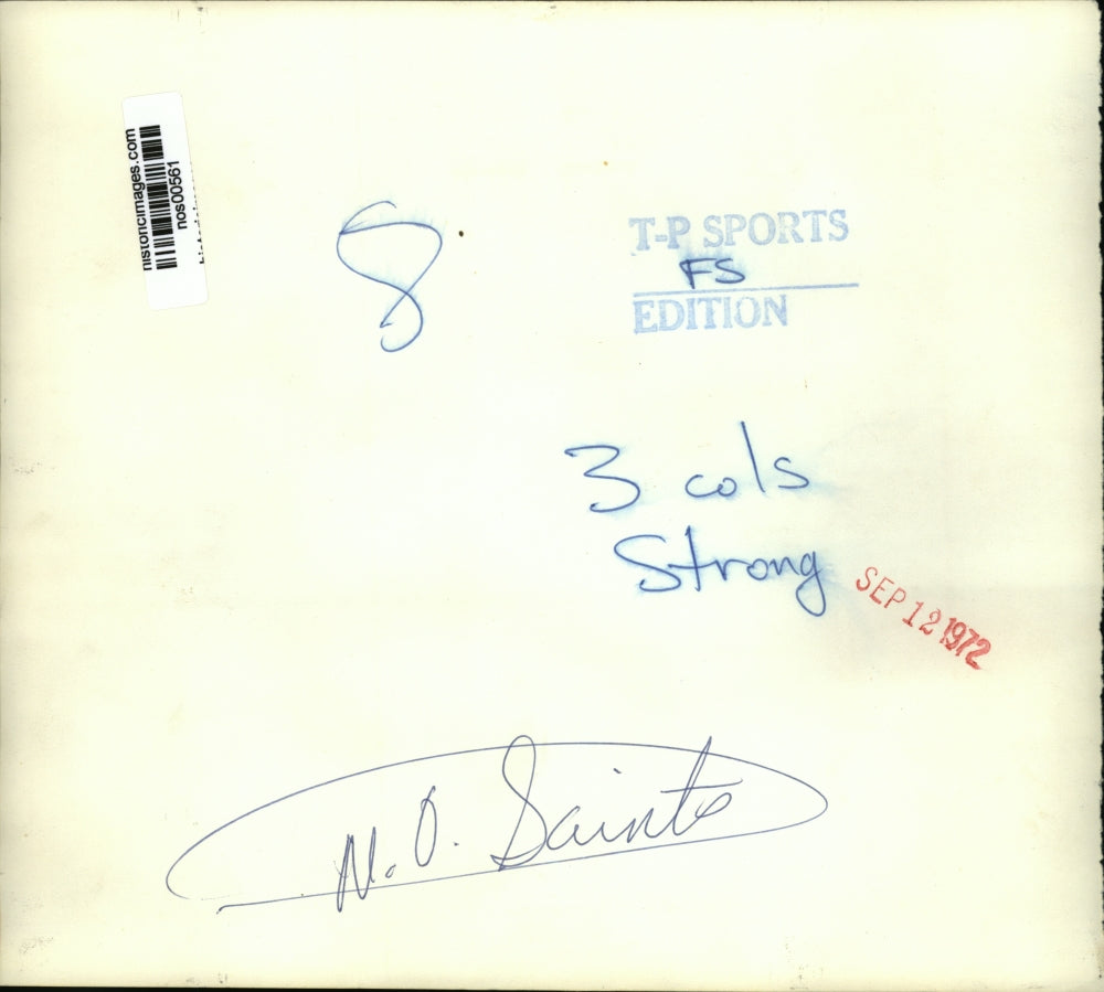 1972 Press Photo New Orleans Saints- Saints and Oilers on the field. - nos00561